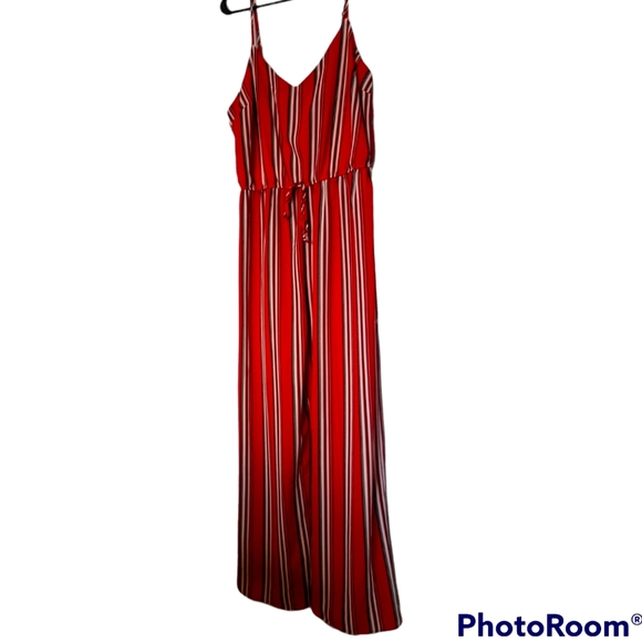 🎀U2B | Wide Leg Jumpsuit | Size Large - Picture 2 of 7